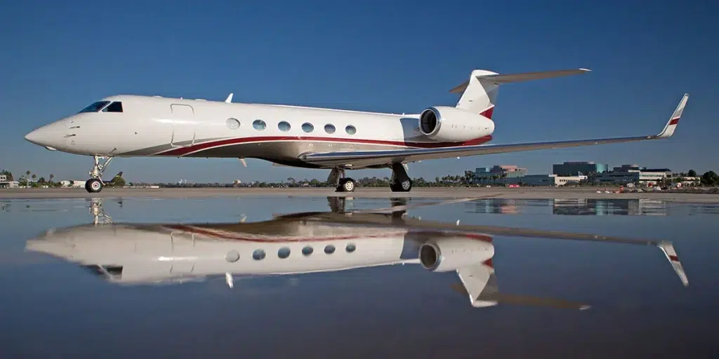 heavy-jet-gulfstream-gv-private-flight-simply-dominican-7