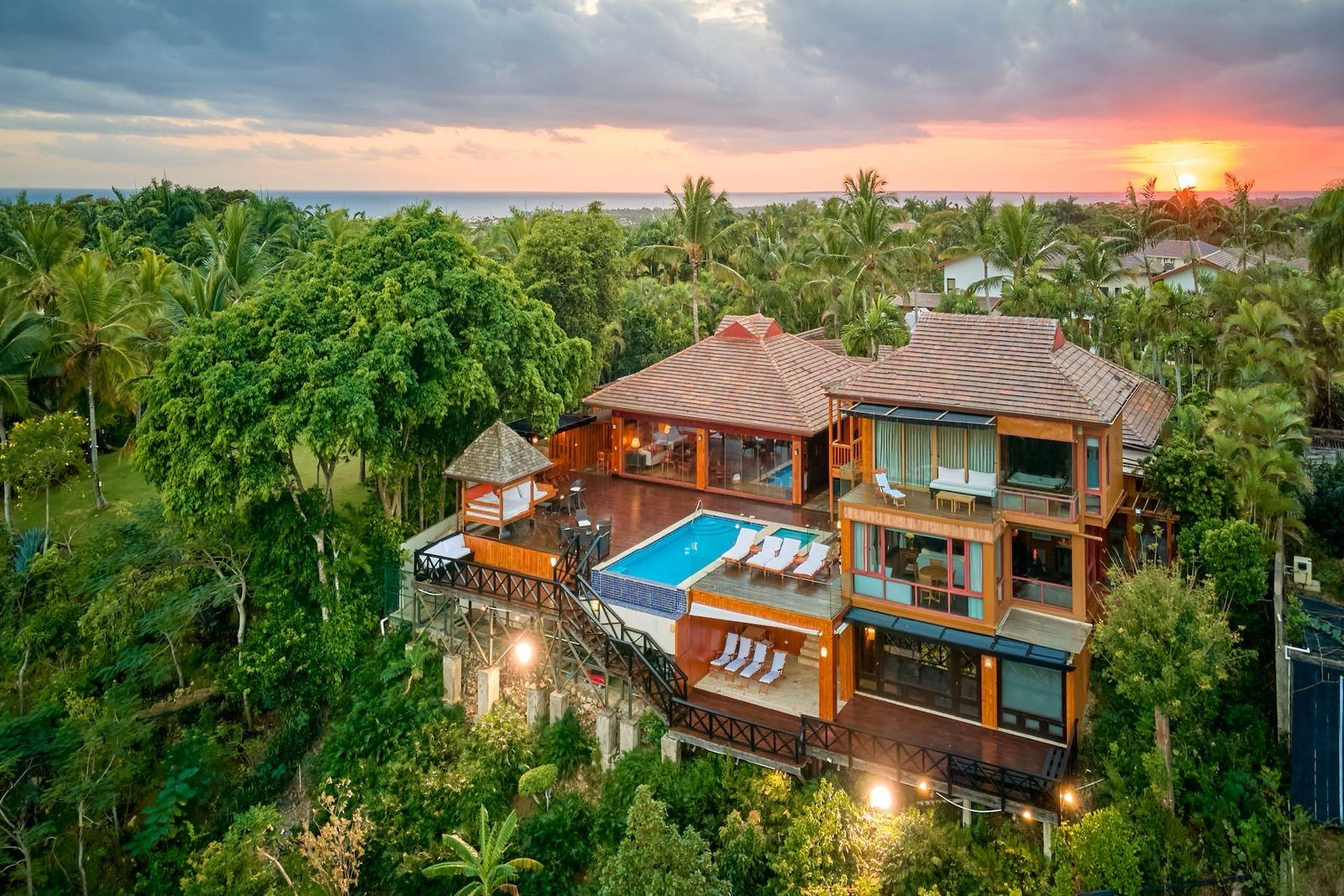 Villa Vista al Rio — Where River Views Meet Caribbean Luxury